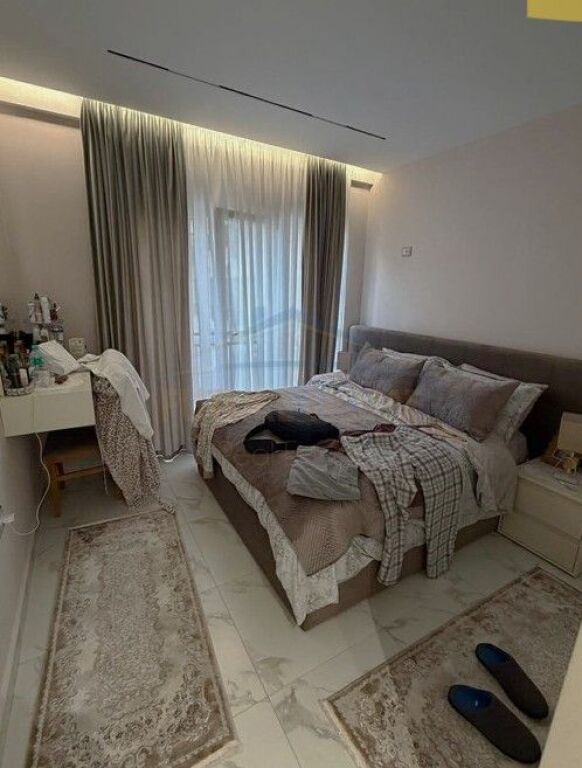 Shitet, Apartament 2+1+2, Yzberisht