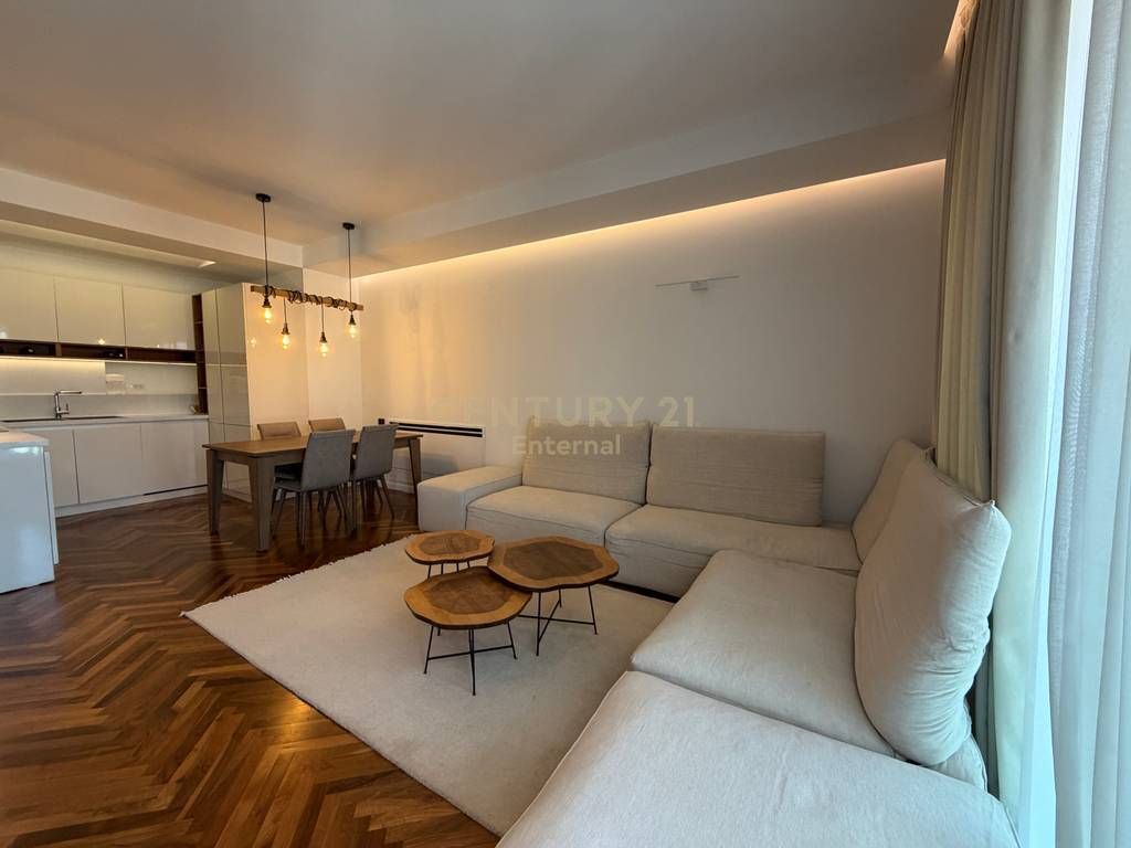Apartament 2+1+2+ Post Parkimi per Qera te Ambasador 3