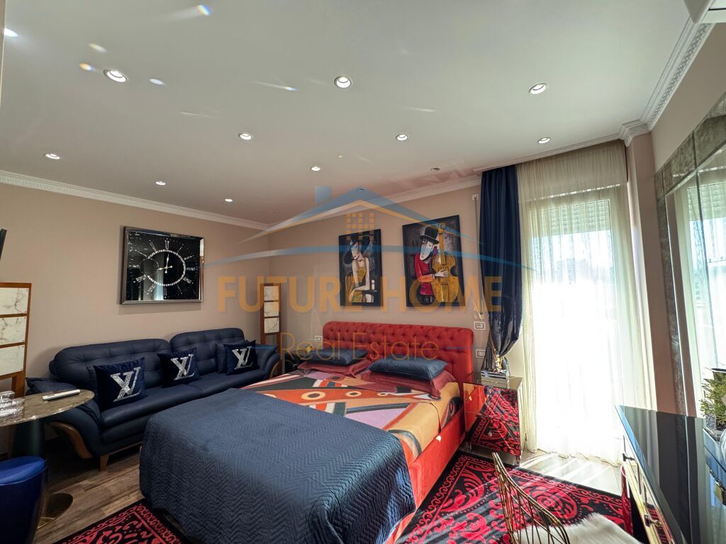 Qera, Apartament 2+1+2, Bllok, Tiranë