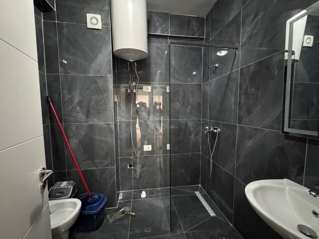 Japim me qira 1+1 te Urban Gate