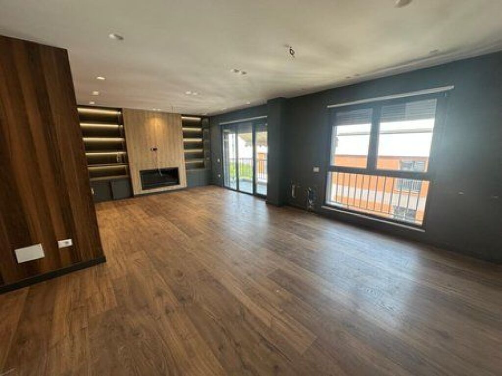 SHITET APARTAMENT 2+1,LIQENI I THATE