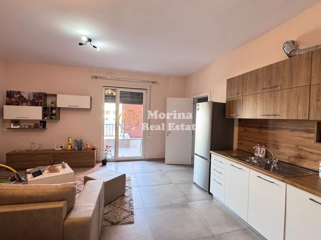 Rent | Apartment 1 + 1 | Paskuqan | 400 €/month