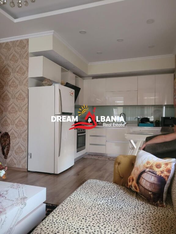 Shitet Apartament 2+1 ne zonen e Pazarit te Ri  ( ID 41212187) F