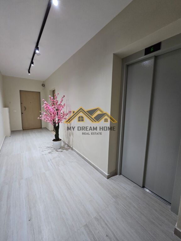 APARTMENT 1+1 FOR SALE BEACH NEAR HOTEL ADRIATIK!