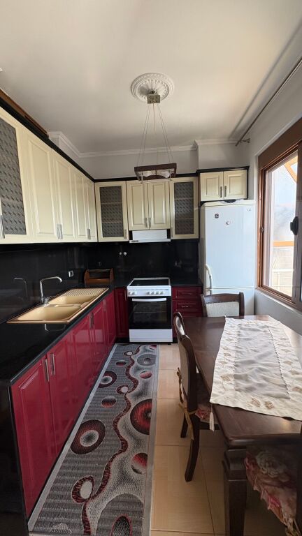 Affittasi appartamento arredato 2+1