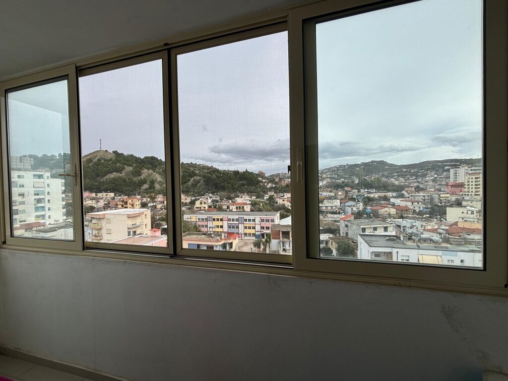 🏡 OKAZION NË SHITJE NË Rruga e Re – Vlorë!