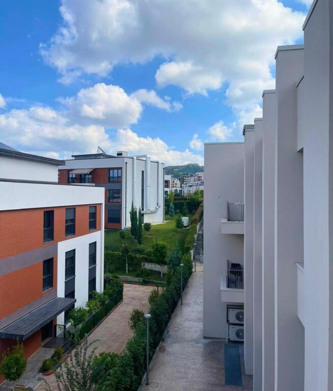 Apartament për qera