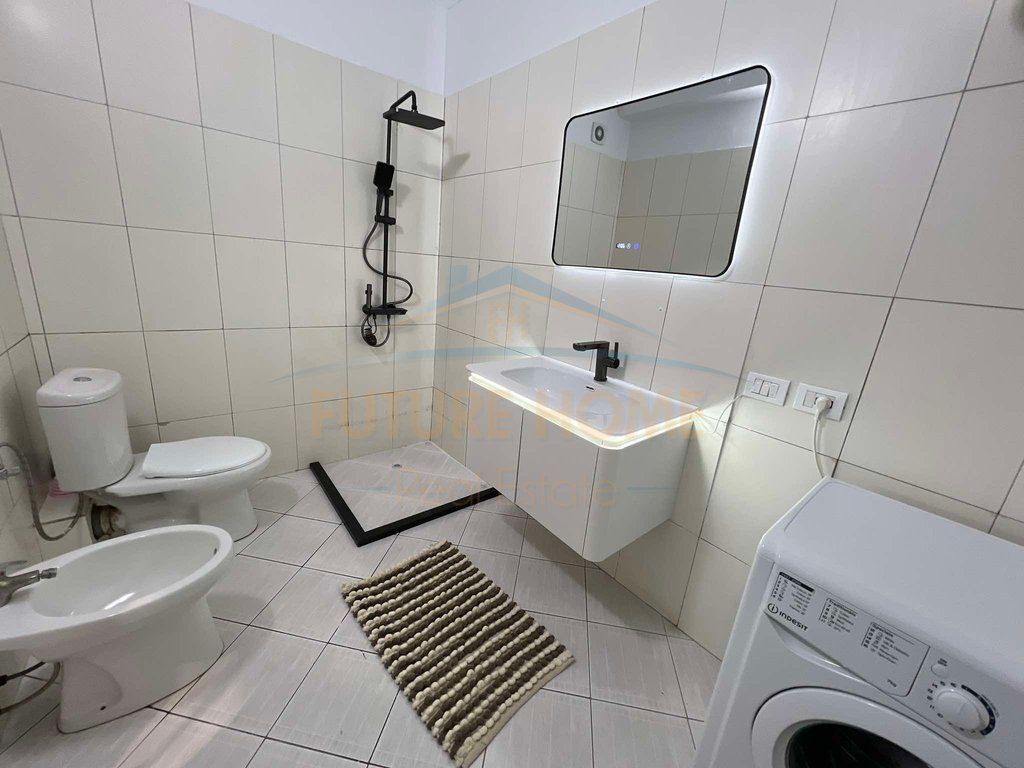 Shitet , Apartament 2+1+2 në Rrugën Teodor Keko, Tirane