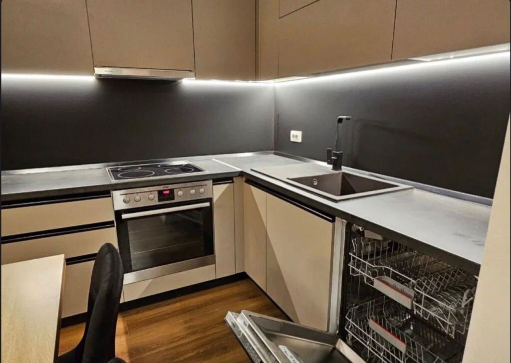 APARTAMENT ME QERA 5 MAJI