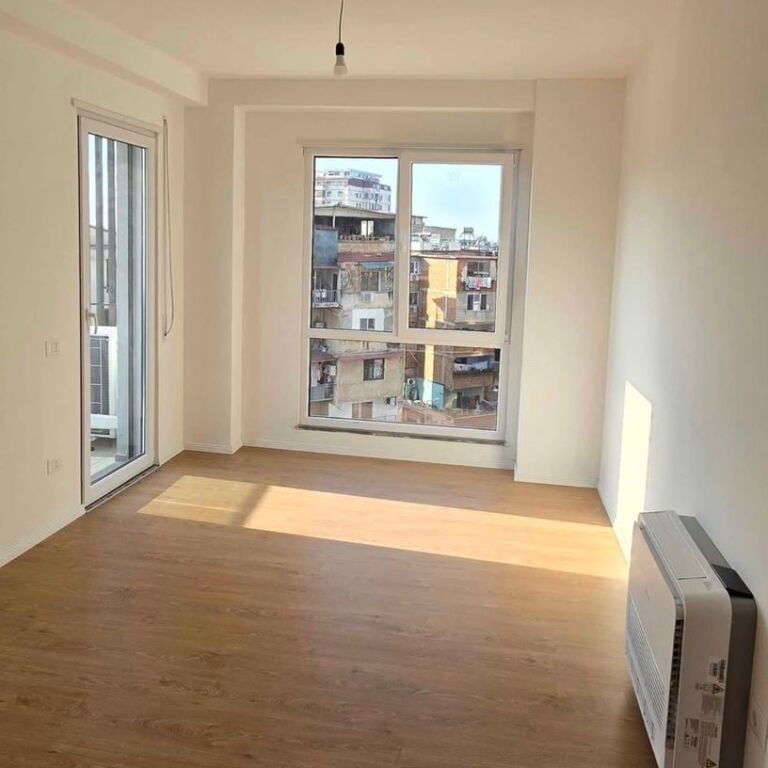 🏢 Zyrë me Qira 2+1+2 + Parkim – Don Bosko (Rruga Egnatia) ✨