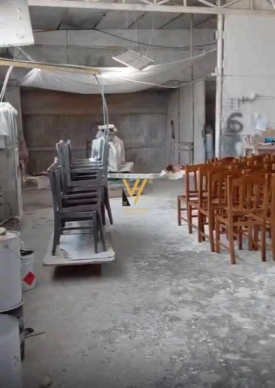 JEPET MAGAZINE 400 M2 ME QERA NE MISTO MAME 150.000 LEKE