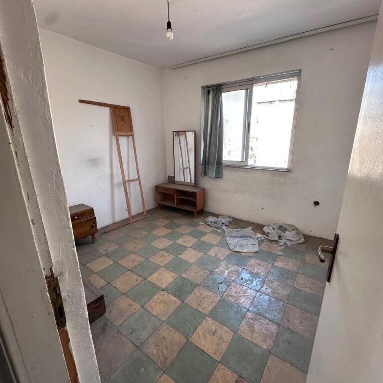 Shitet apartament 3+1 ne Brryl