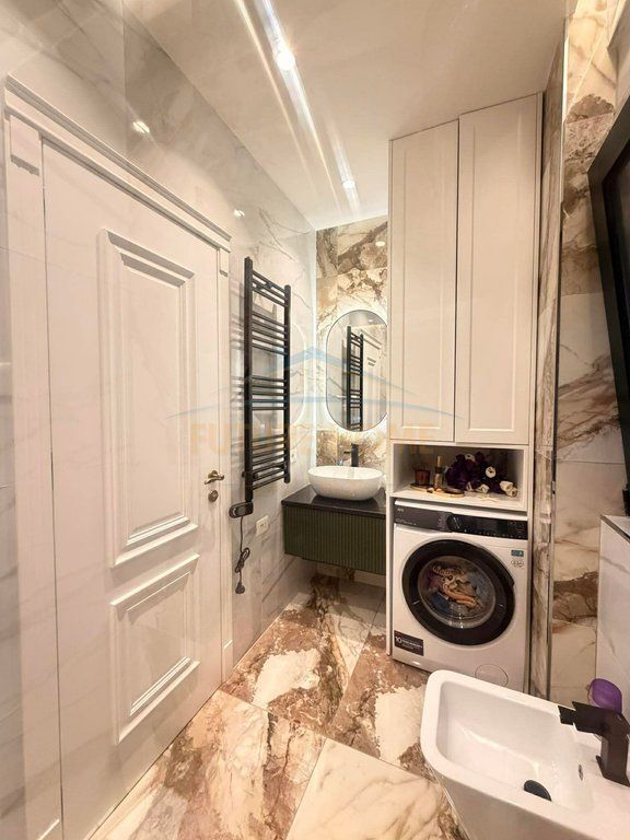 Rent, Luxury 2+1+2 Apartment, Green City, Unaza e Re