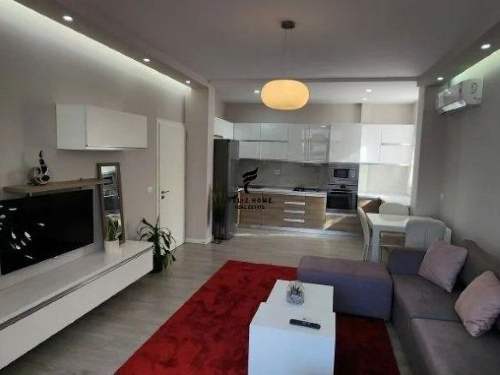 APARTAMENT ME QERA 1+1 MYSLYM SHYRI 850 EURO FH-64157