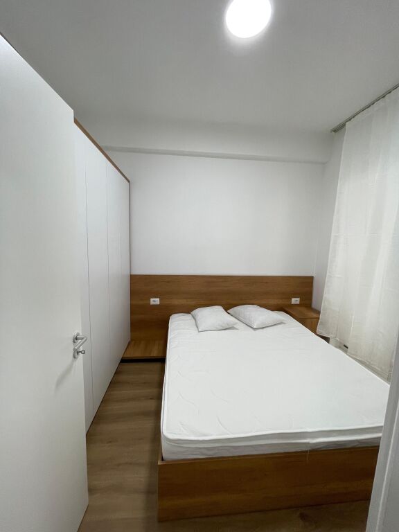 Ali Demi (Kadiu )1+1 Jepet me qera