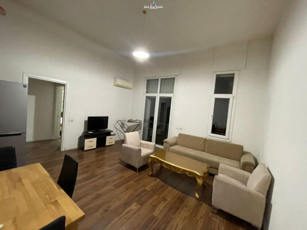 Apartament Me Qera 2+1+2 Tek Zogu I Zi (ID B2201592) Tirane.