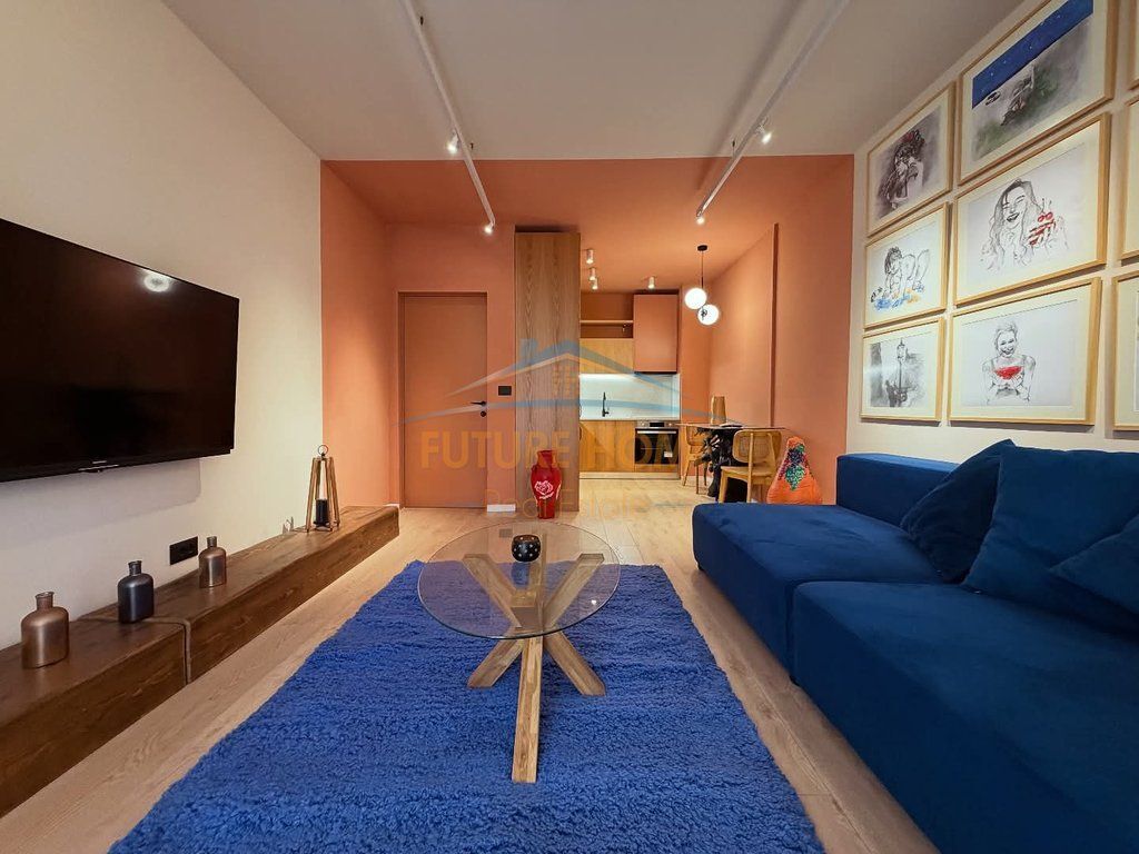 Qera,Apartament 1+1 me Parkim,Ish Ekspozita!
