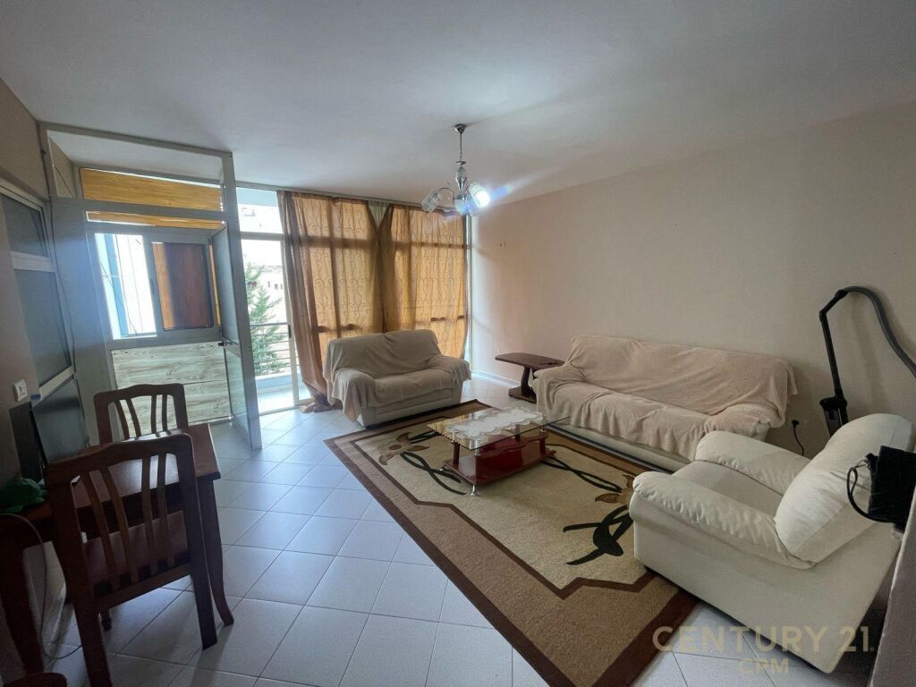 Apartament 1+1 prane Fushes se Ali Demit !