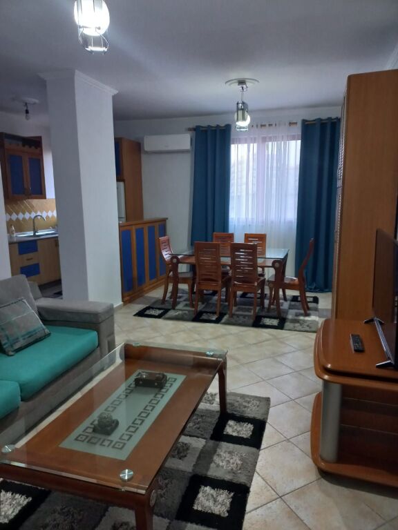 🏢Pallati me Shigjeta,Rr. Irfan Tomini,jepet me qera apartament 1+1,i mobiluar.50,000Leke