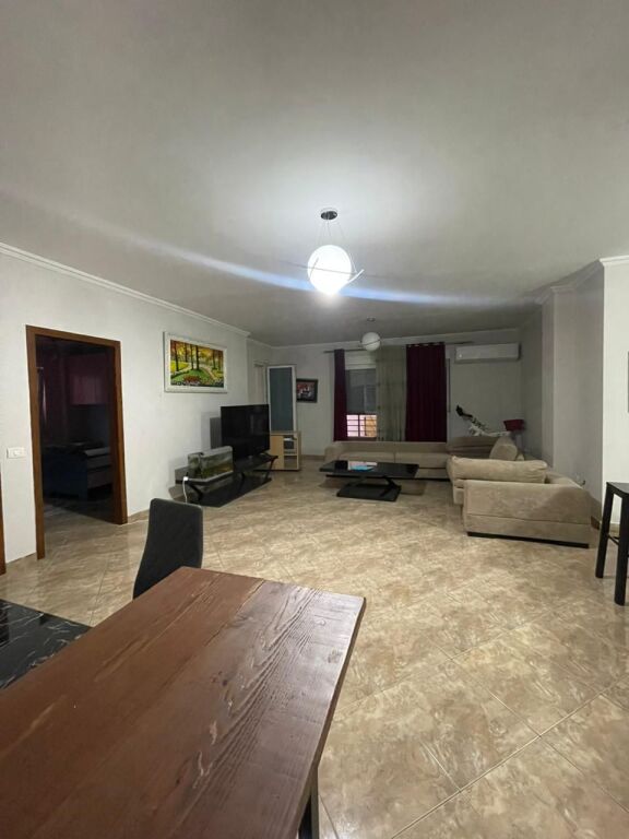 Apartament per shitje 2+1+2 te kompleksi Kolombo