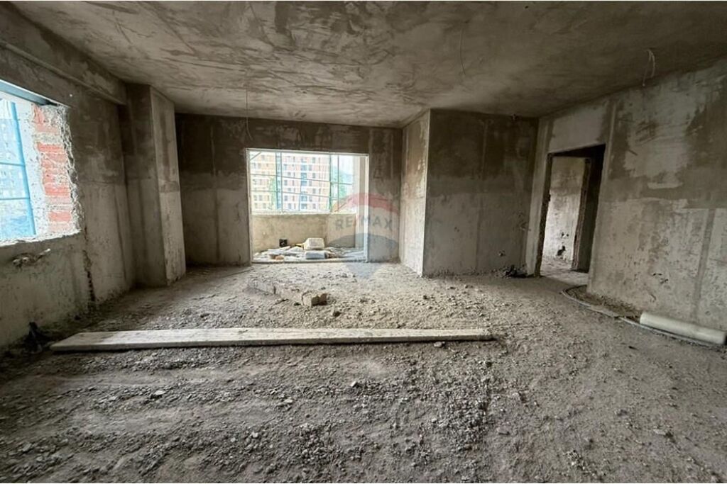 SHITET APARTAMENT 3+1+2 REZIDENCA MARA!