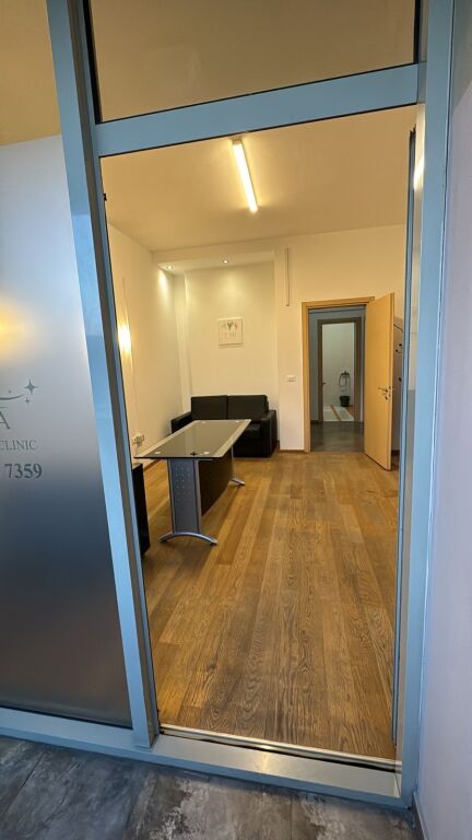 🏠📍Jepet me qira ambient zyre pranë Gardës së Republikës