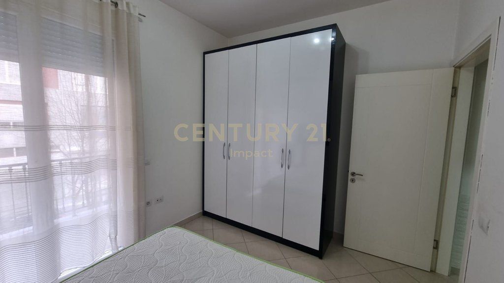 JEPET ME QIRA APARTAMENT 1+1 TEK 21 DHJETORI, RRUGA MUHAMET GJOLLESHA