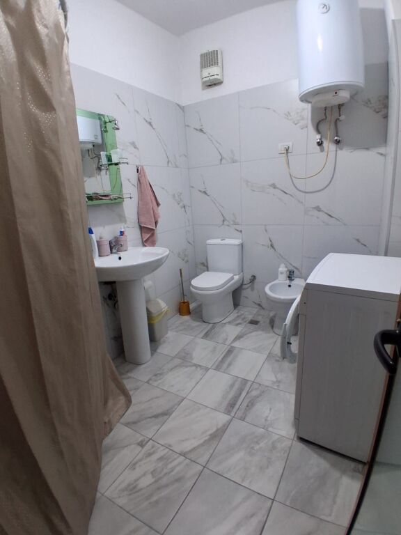 In affitto Appartamento 2+1+2 balconi, Don Bosko Torri Arabo (torre 6) 500 mila leke