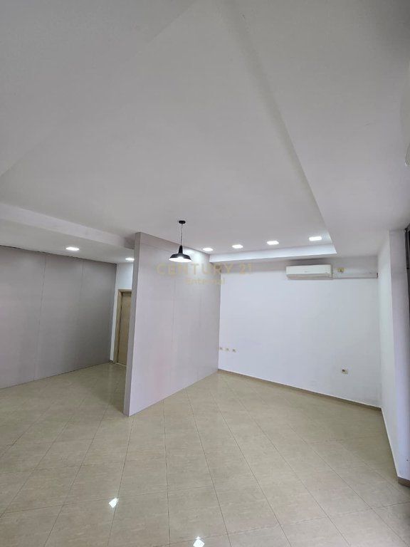 Commercial Space for Sale at the Building with Arrow