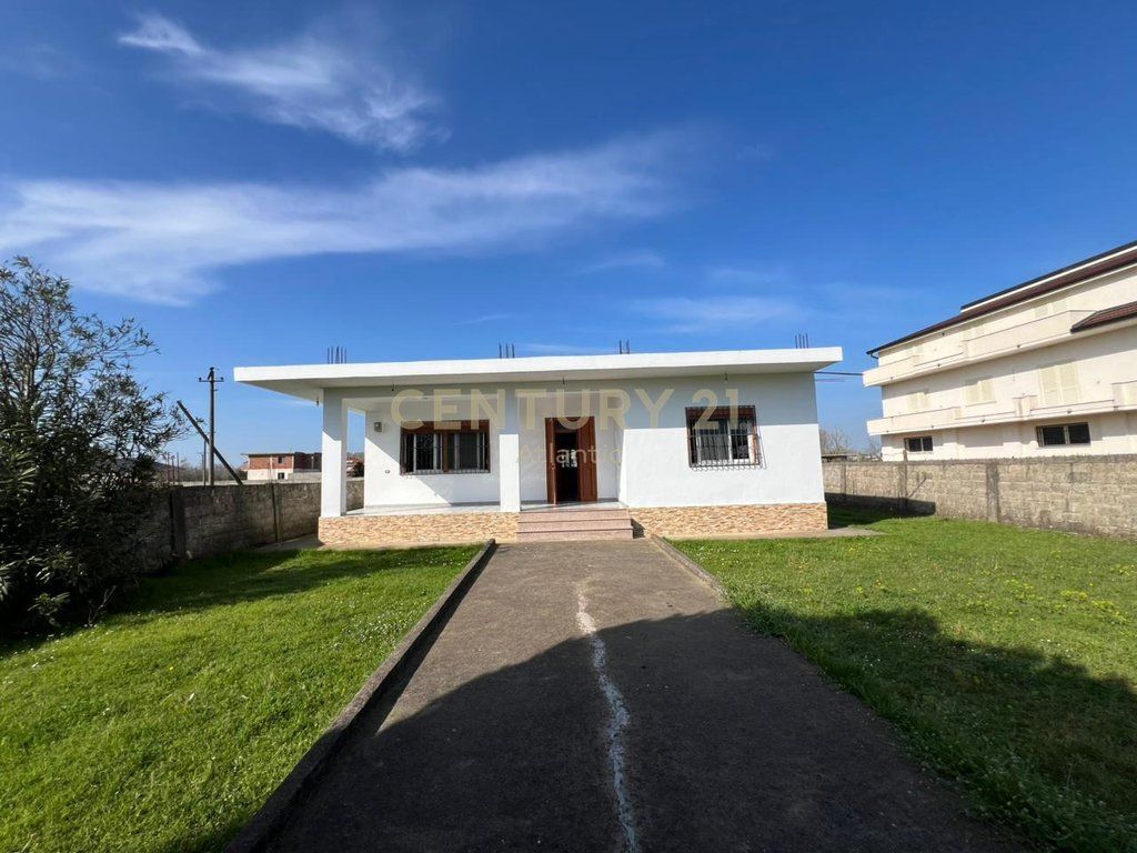 SHITET SHTEPI PRIVATE PRANE QENDRRES NE SHIJAK !