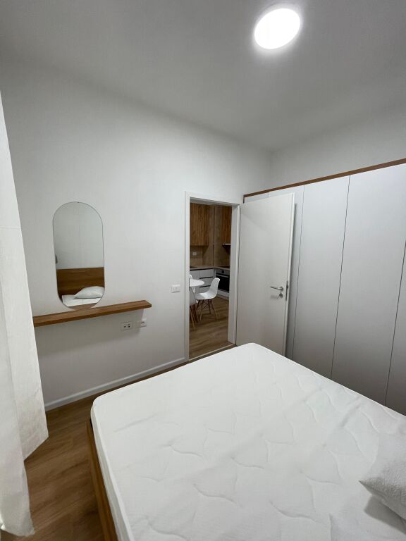 Ali Demi (Kadiu )1+1 Jepet me qera