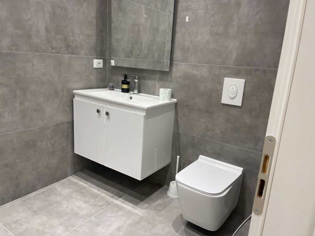 Apartament 1+1 me qera-Pazar i ri, Tirane