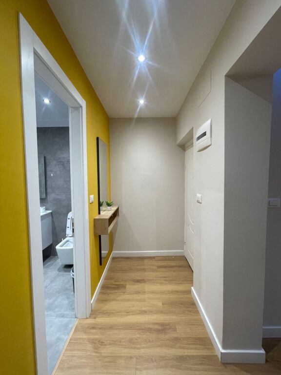 Apartament 1+1 me qera-Pazar i ri, Tirane