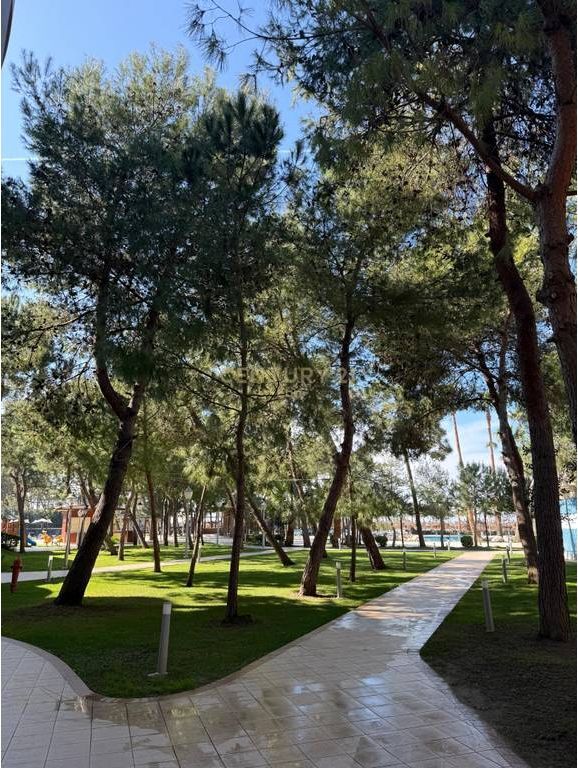 Apartament 1+1 për shitje në rezidencë luksoze pranë detit, Golem !