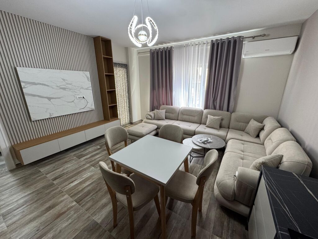 📣 QERA SUPER Apartament 1+1 Me Parking 📍 Zogu i Zi, Perballe Ring Center ✨