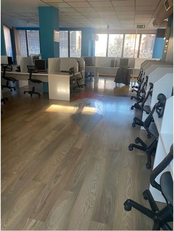 Ambient biznesi me qira prane qendres!