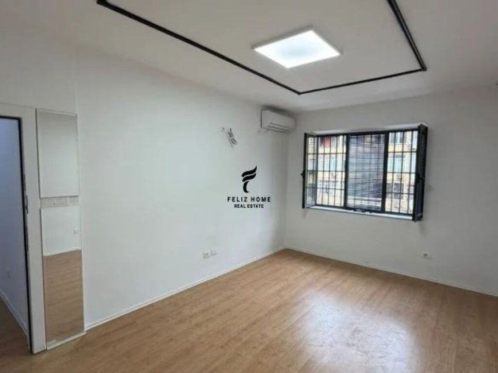 OFFICE FOR RENT 50 M2 DURRES ROAD 65,000 LEKE FH-64184