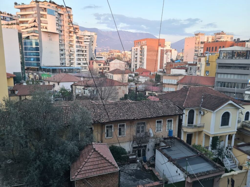 SHITET 2+1+2 PRANE SELVISE, TIRANE