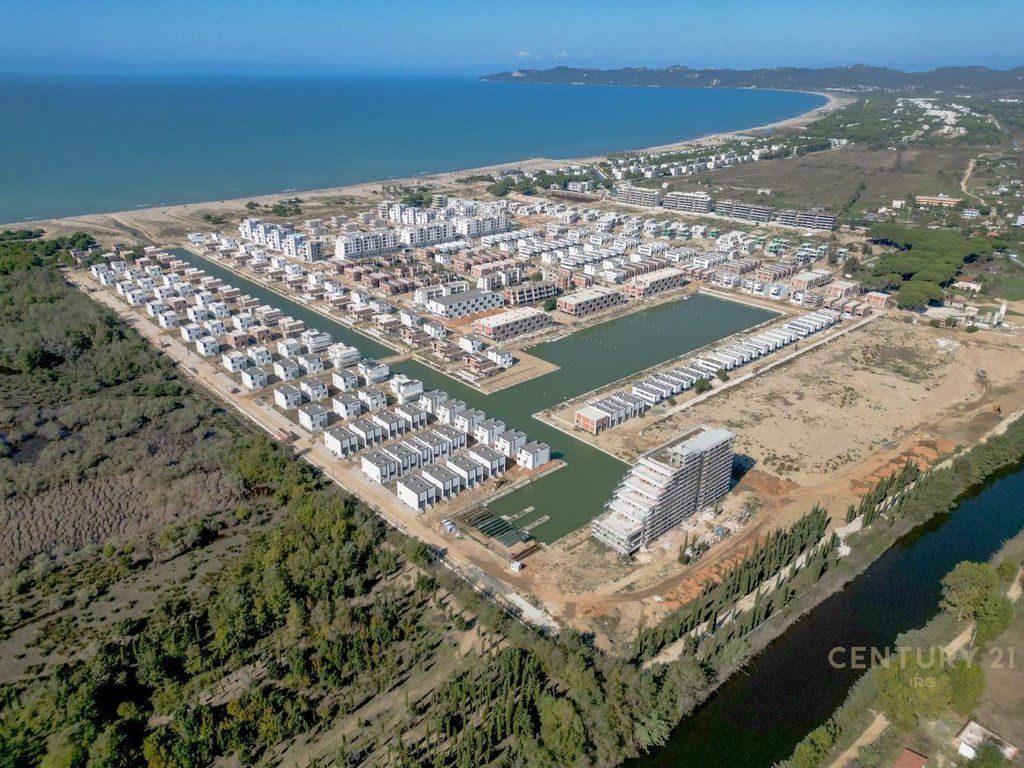 VILE TE TURQUOISE MARINA - GJIRI I LALEZIT!