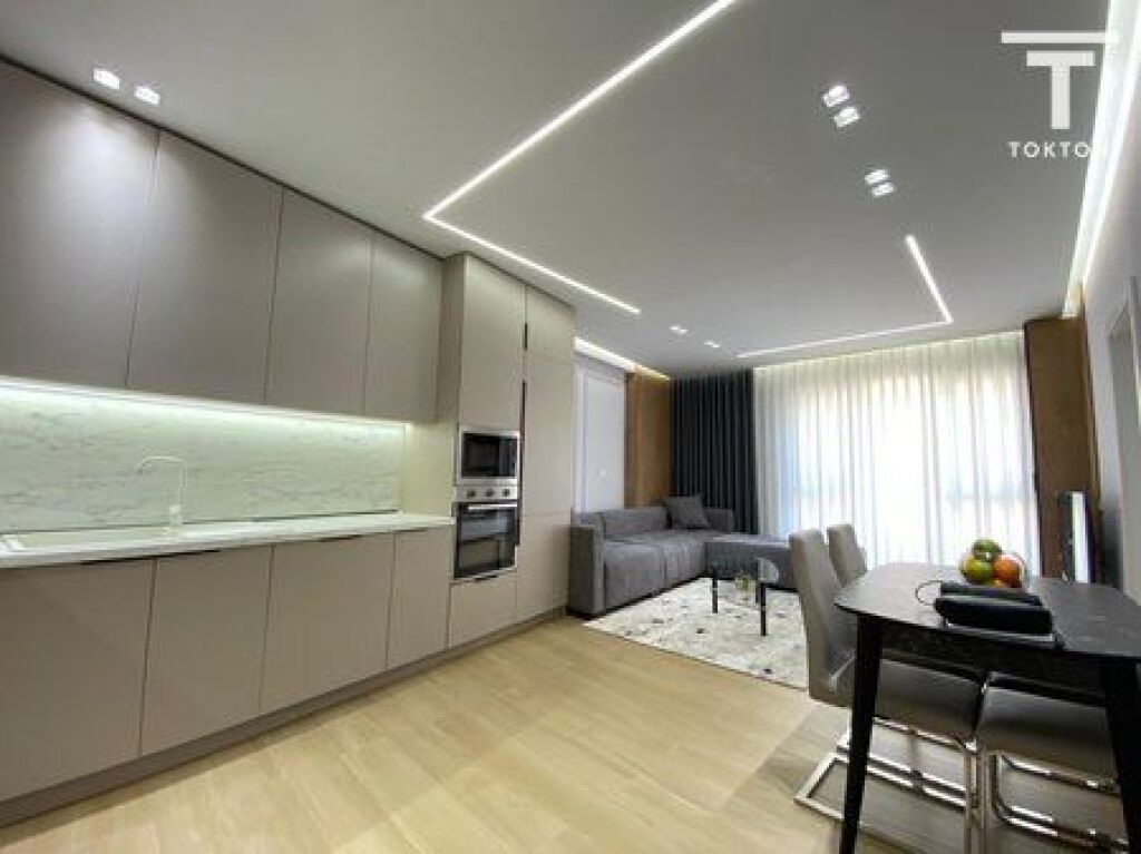 QIRA, APARTAMENT 2+1+2, RRUGA: "JORDAN MISJA", TIRANË