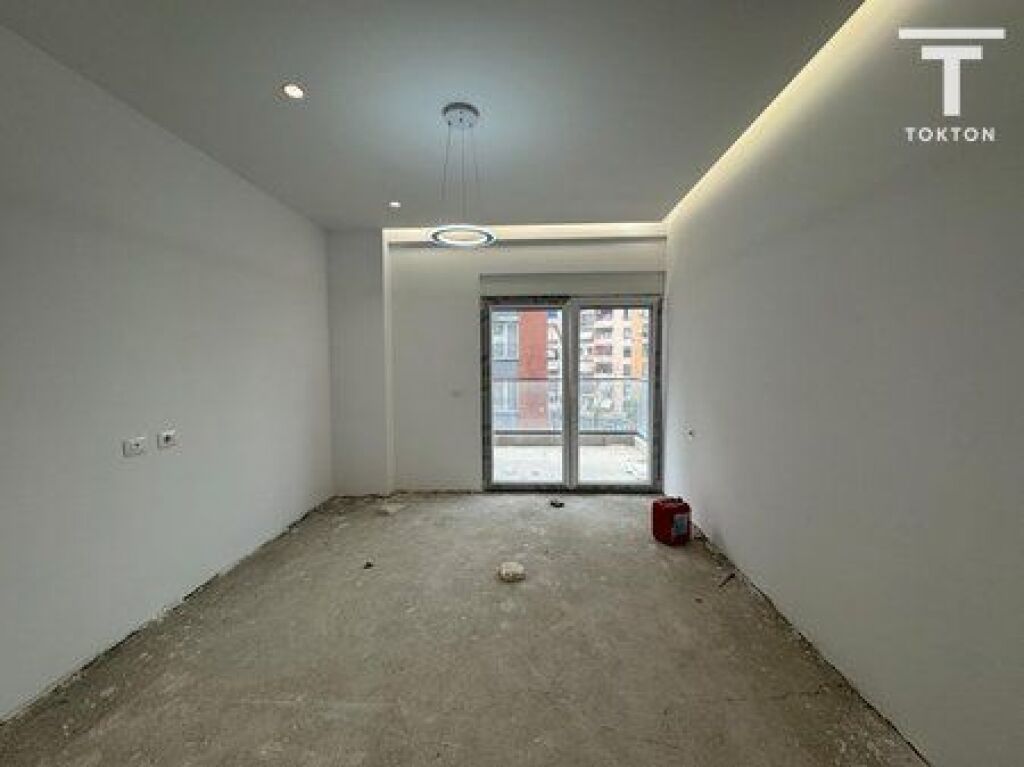 FOR SALE, APARTMENT 2+1+2, ALI DEMI, TIRANA