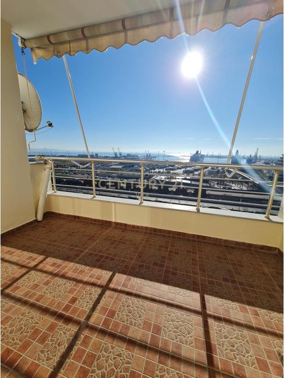 SHITET APARTAMENT 2+1+2 NE DURRES PAMJE DETI !