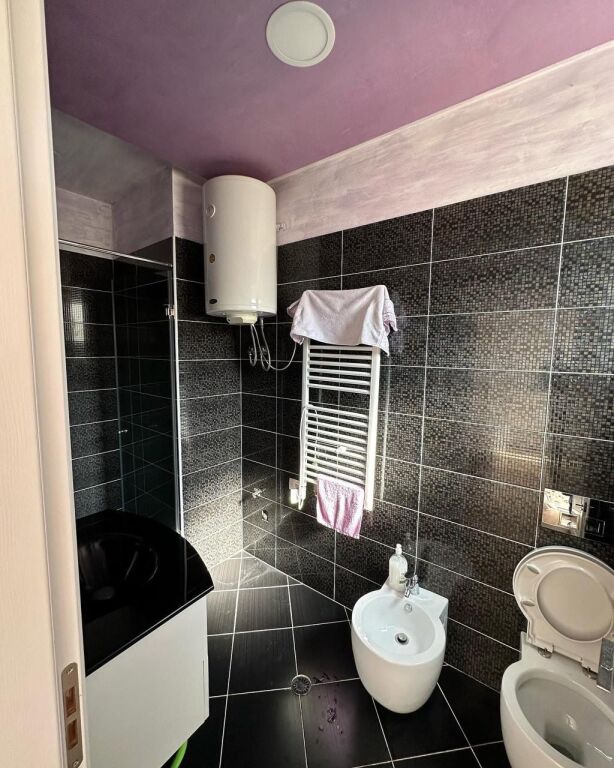 Apartment 3+1, Dry Lake!