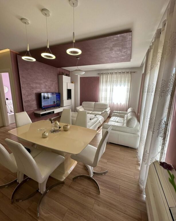 Apartment 3+1, Dry Lake!