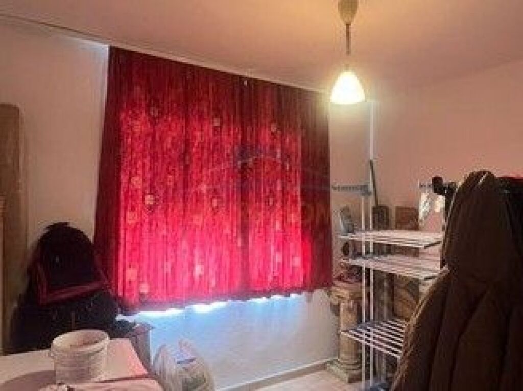 Shitet, Apartament 3+1, Rruga Karl Gega, Tirane