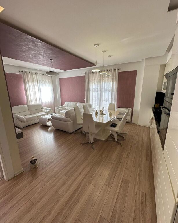 Apartment 3+1, Dry Lake!