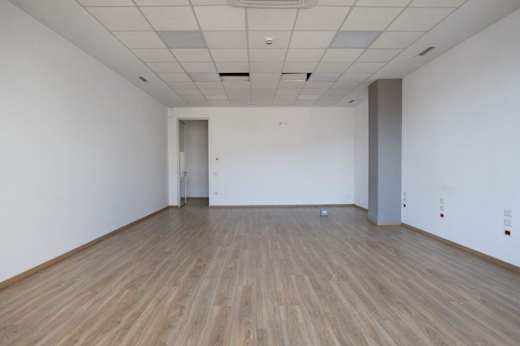 OFFICE FOR RENT ALI DEMI 380 M2