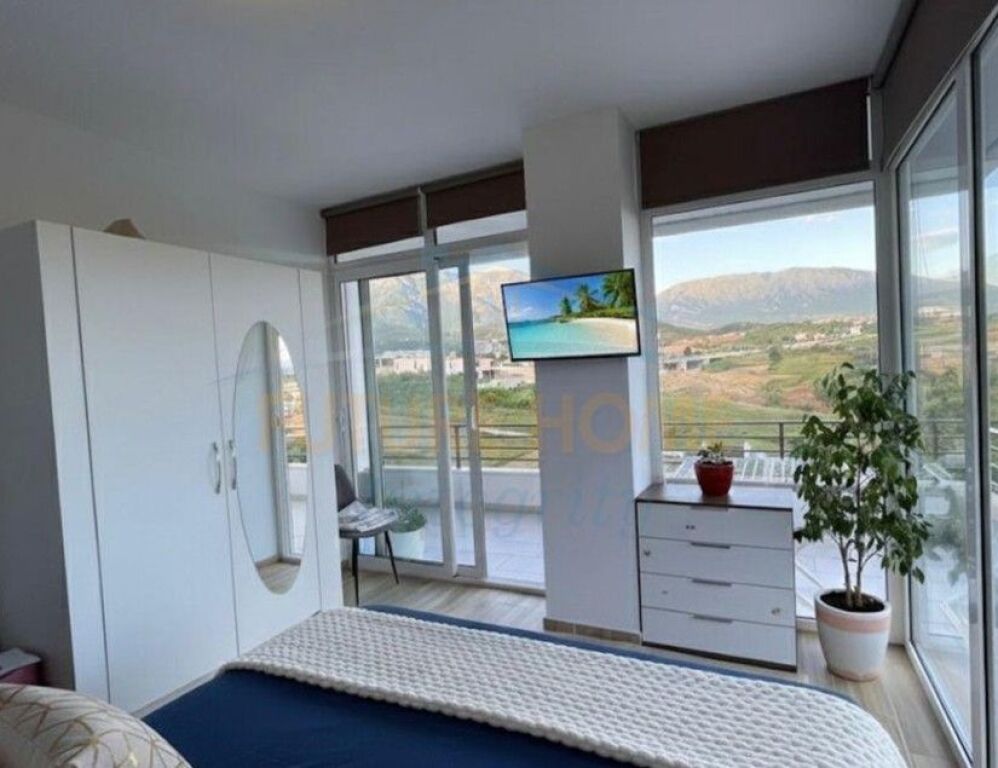 For rent, 2-Storey Villa with swimming pool, Farkë, Tirana.