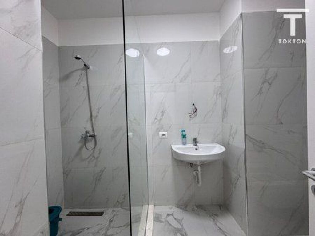 FOR RENT, APARTMENT 1+1 (OFFICE), ZOGU I ZI TIRANA