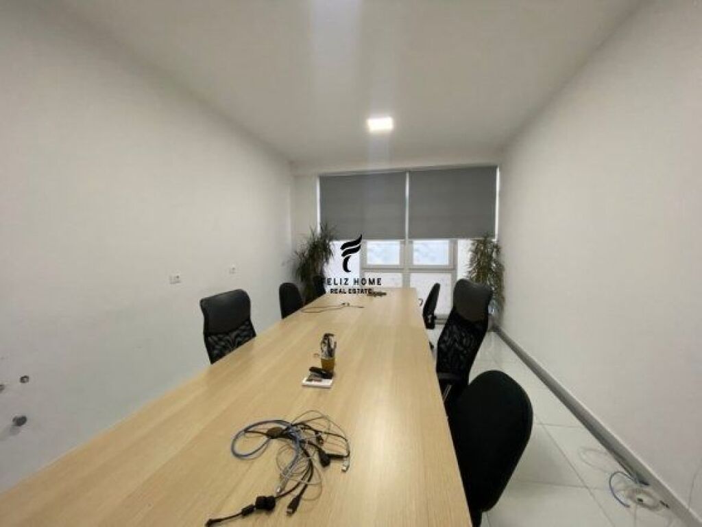 OFFICE FOR RENT 110 M2 PARIS MUNICIPALITY 1,200 EURO FH-64246